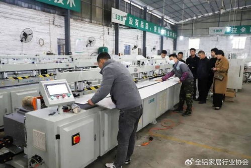 佛山銳匠機械 實木家具、護墻板與全鋁家居設備的智造之路與互聯網銷售